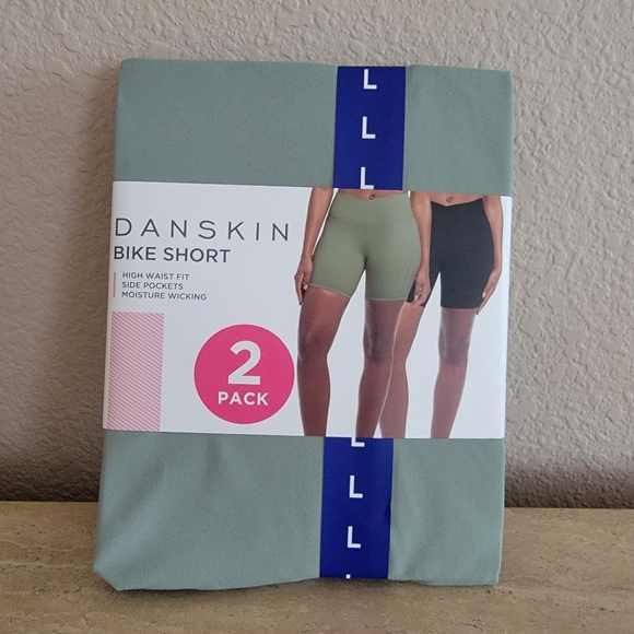 Danskin Women's Cross Waist Bike Short, 2-pack NEW - Picture 5 of 5